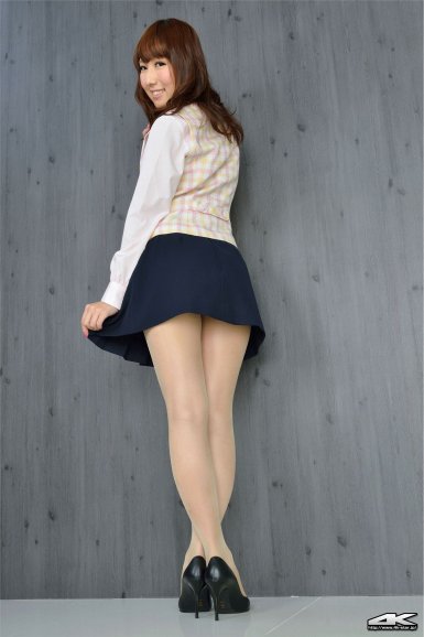 只知道肉毒素瘦脸、除皱那就太out了,现在都流行瘦肩针了“爱游戏(中国)”(图2) 爱游戏ayx官方网页